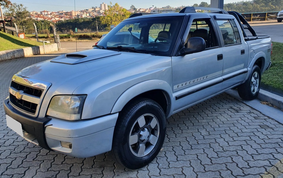 Chevrolet S10 2.4 Mpfi Executive 4x2 Cd 8v Flex 4p 