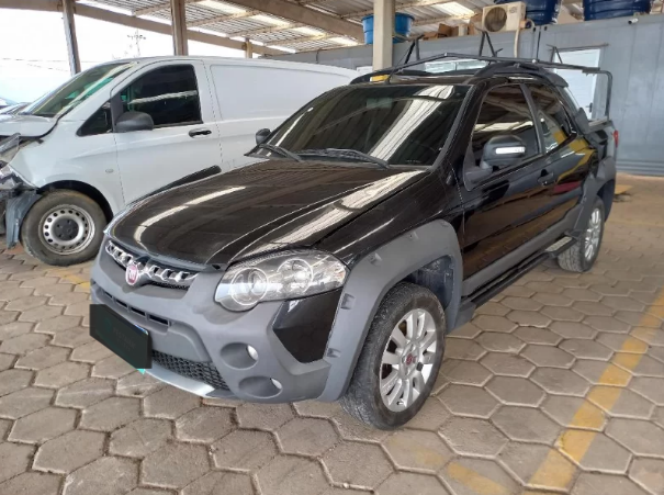 Fiat Strada ADVENTURE CD 2015 2016 Gas/Alc